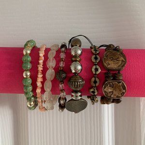 Lot Of 7 Bracelets.